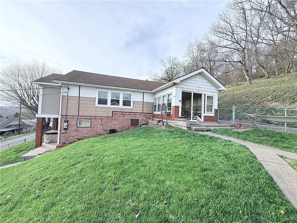 1st image of 521/523 3rd St