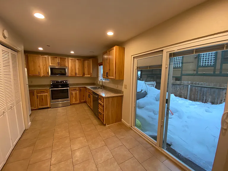 3629 Larch Ave #A — Photo 3