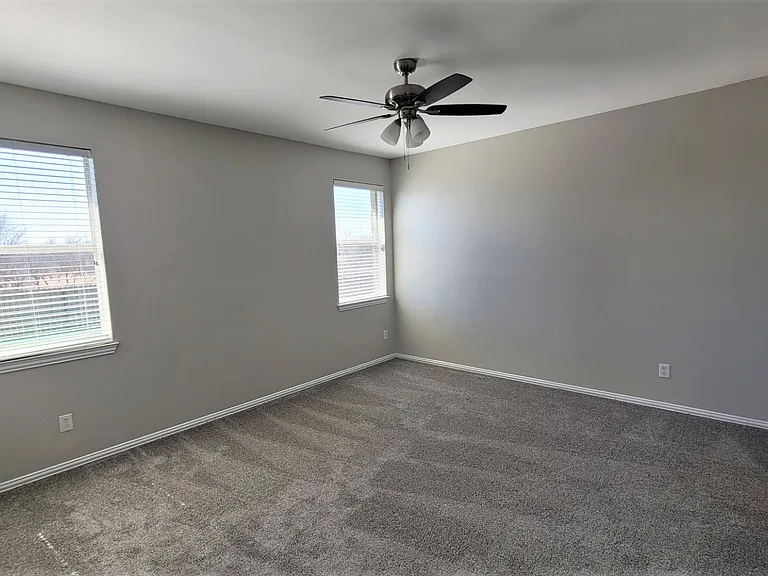 3408 Columbus St — Photo 12