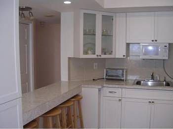 4th image of 300 Bayview Dr APT 1705