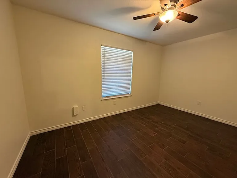 4608 Oak Knoll St — Photo 19