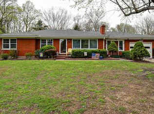 10216 Dodge Ln, Louisville, KY 40272