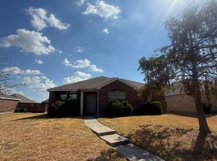 1826 Reynolds Dr, Lancaster, TX 75134