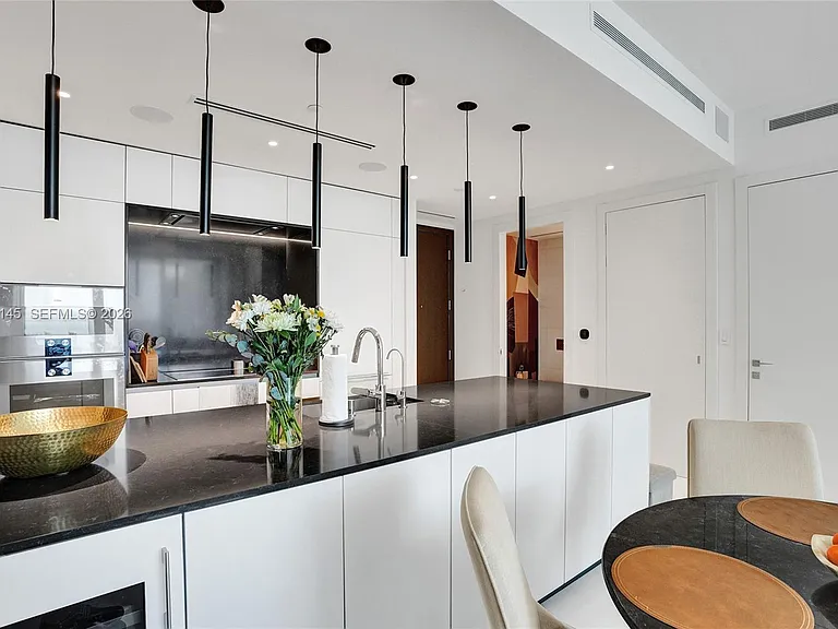 300 Biscayne Boulevard Way #2106W — Photo 14