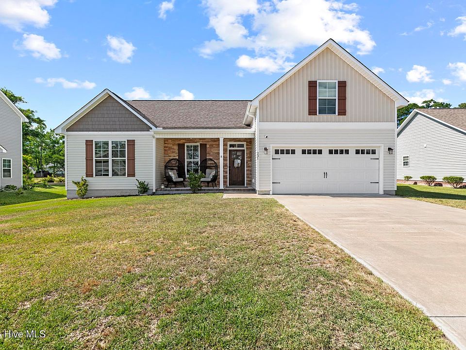 1st image of 231 Holly Grove Court E