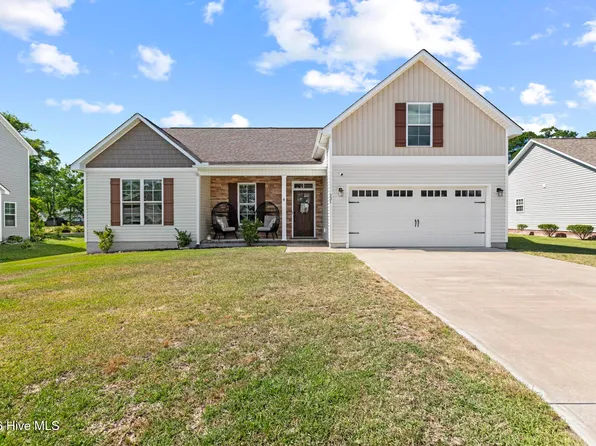 231 Holly Grove Court E, Jacksonville, NC 28540