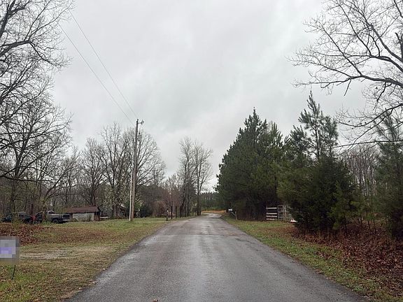 4th image of 538 Mount Nebo Rd