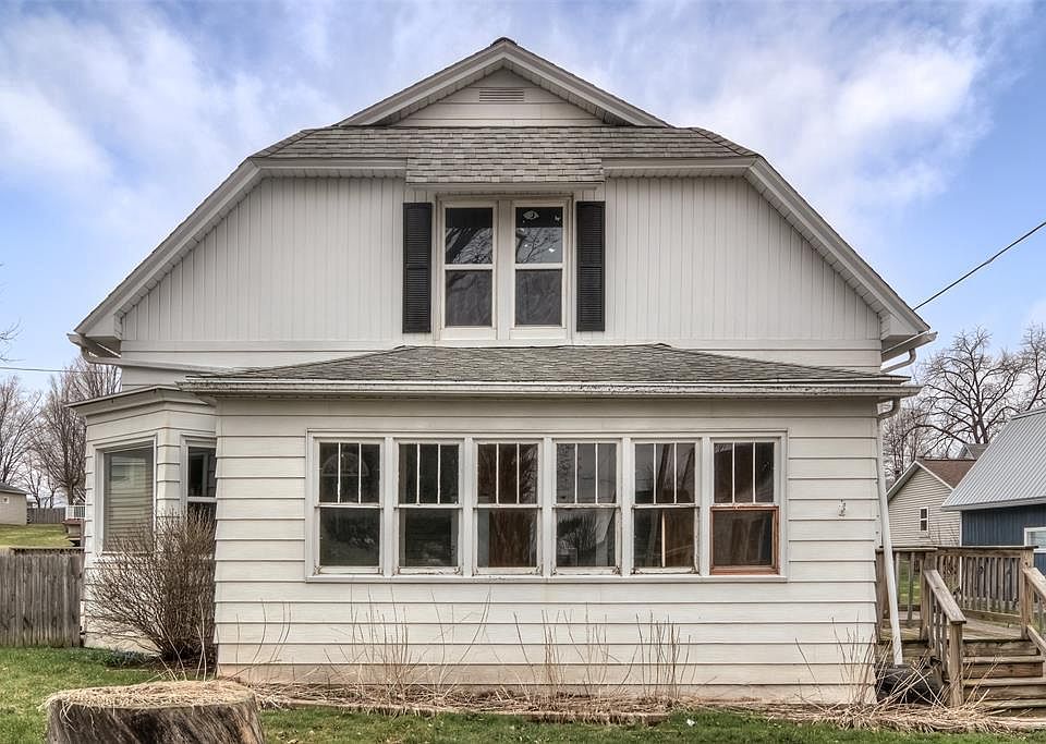 1st image of 129 Jackson Street
