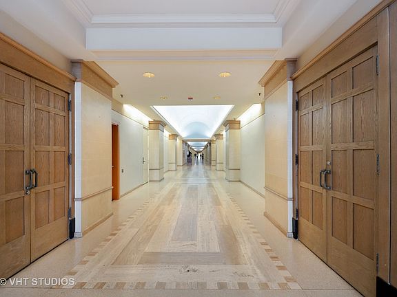 4th image of 680 N Lake Shore Dr APT 1408