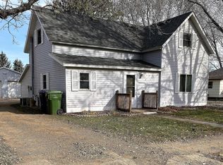 1215 E Kemp Ave, Watertown, SD 57201