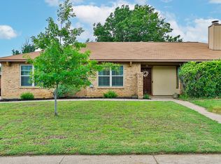 3011 Post Oak Dr, Euless, TX 76039