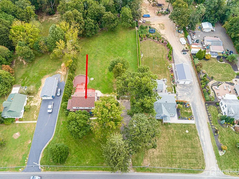 338 Buckelew Ave — Photo 42
