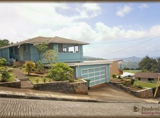 1828 Kualono St, Honolulu, HI 96817