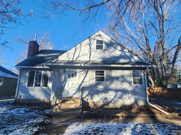 555 1st Ave NW, Forest Lake, MN 55025