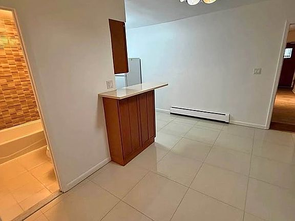2nd image of 117-08 Curzon Rd