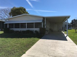 808 Weeping Willow Ave, Lady Lake, FL 32159