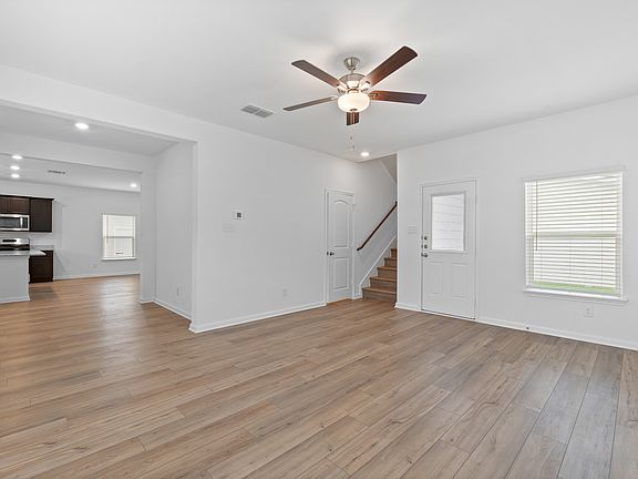 3rd image of 10846 Quinn Ct