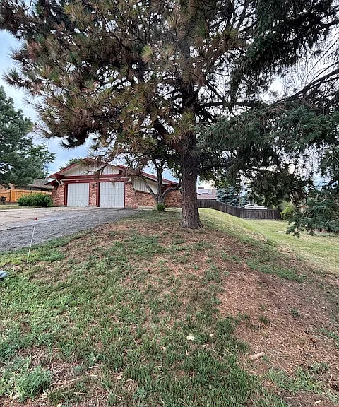9473 Vance Ct — Photo 2