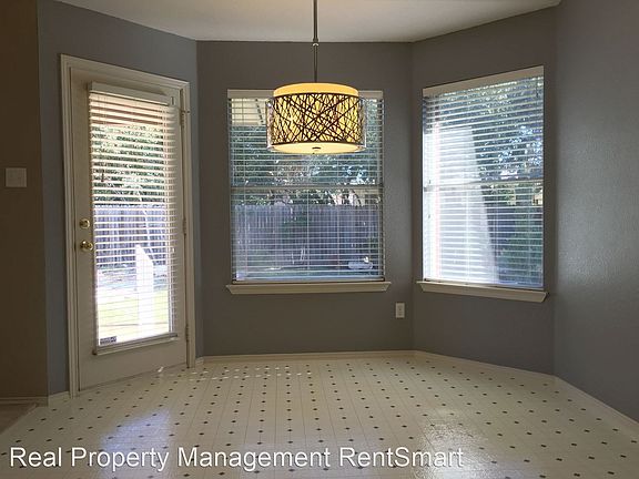 5th image of 3557 Rock Shelf Ln