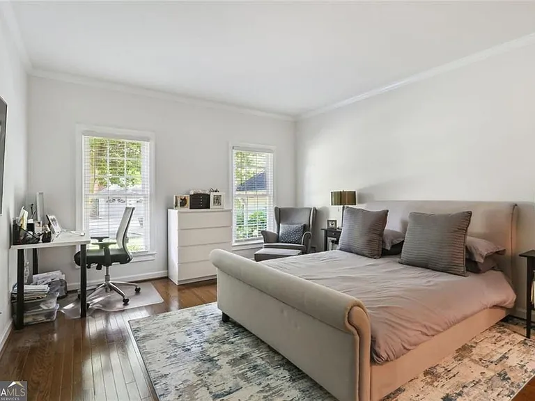 5684 River Oaks Pl NW — Photo 9