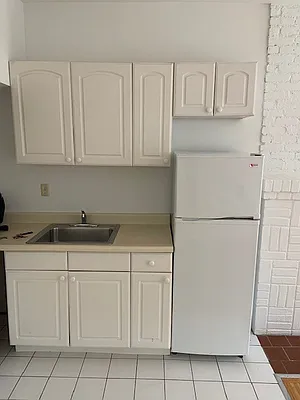 Rented by Brown Harris Stevens | media 10