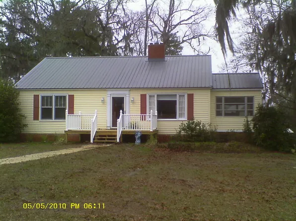 Elm St, Florala, AL 36442