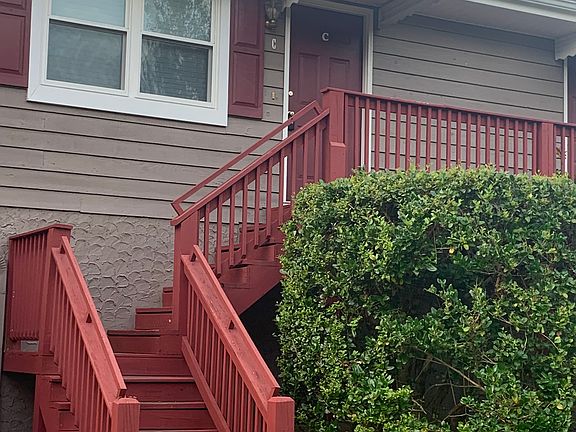 Unit C front entrance