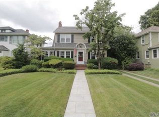 152 Homestead Ave, Amityville, NY 11701