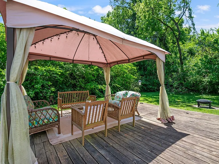 727 Woodmere Dr — Photo 22