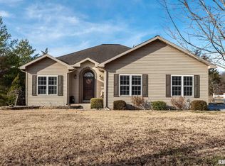 7275 Rod And Gun Club Rd, Du Quoin, IL 62832