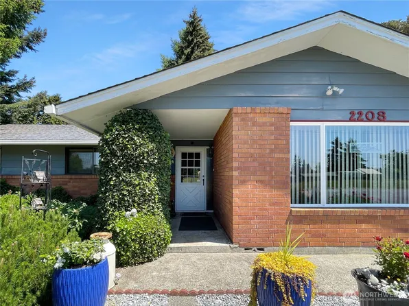 2208 Sandra Avenue, Centralia, WA 98531