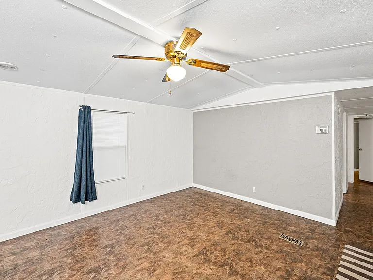 25270 Pompano Dr — Photo 8