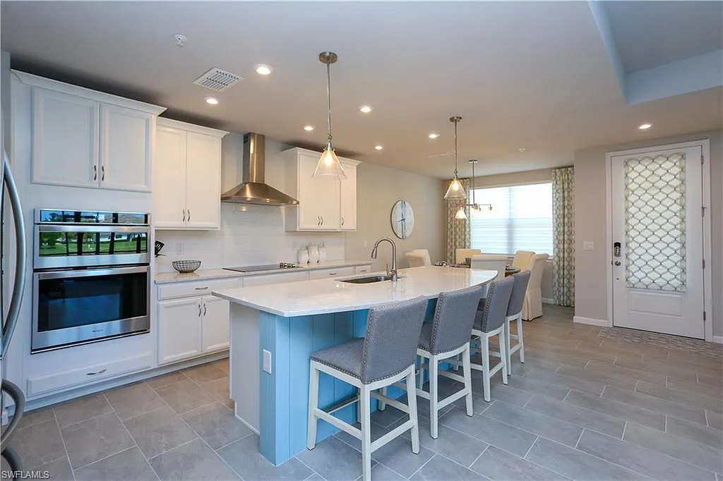 4709 Arboretum Cir — Photo 2