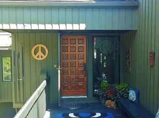 555 Washington St, Chelsea, MI 48118