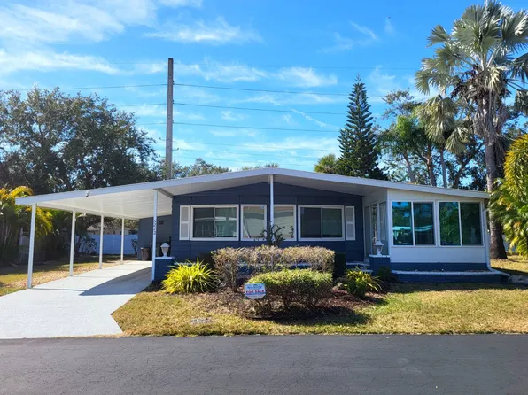 5212 Camelot Dr W #8, Sarasota, FL 34233