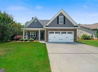 97 Mercer Ln, Cartersville, GA 30120