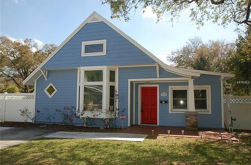 1st image of 3010 W Bay Villa Ave