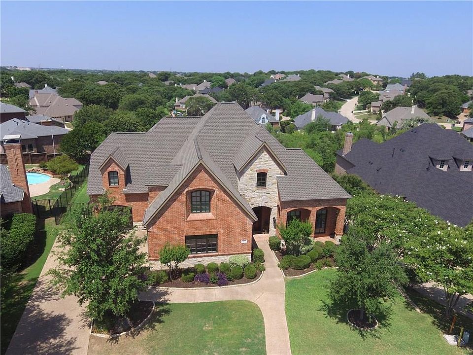 1st image of 707 Winding Bend Cir
