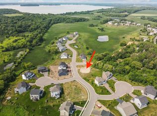 4708 Towns Edge Rd, Waconia, MN 55387