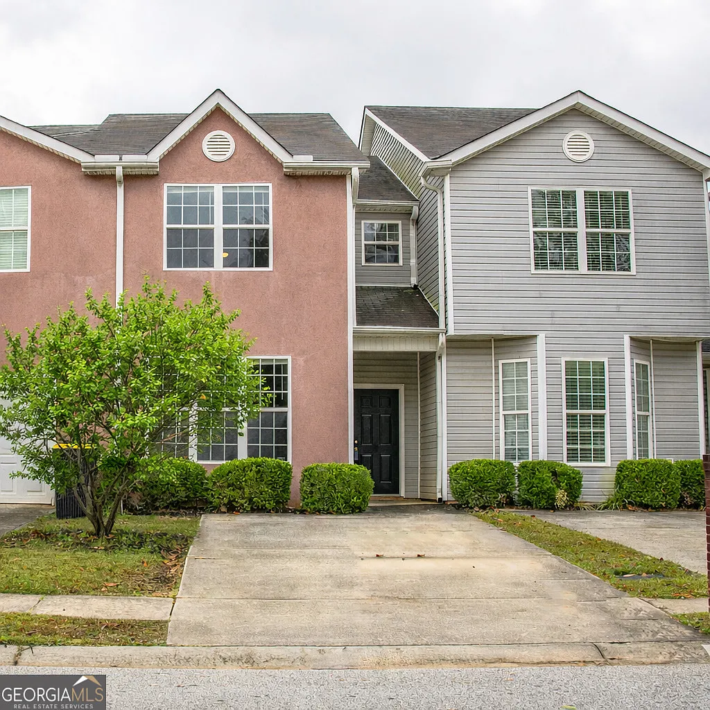2256 Nicole Dr photo 1