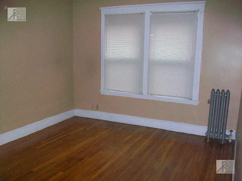1 bed, 1.0 bath, $2,400 — Photo 2