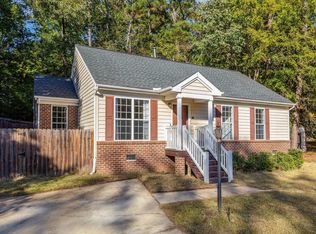 11 Lorelei Ct, Durham, NC 27713