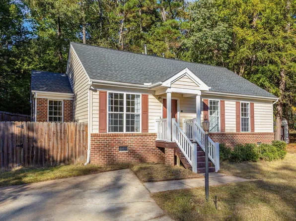 11 Lorelei Ct, Durham, NC 27713