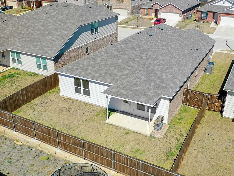 2344 Bermont Red Ln — Photo 3