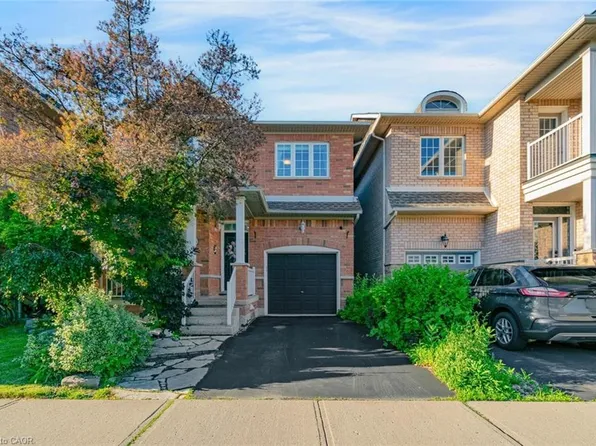 33 Panorama Way, Hamilton, ON L8E 6C6