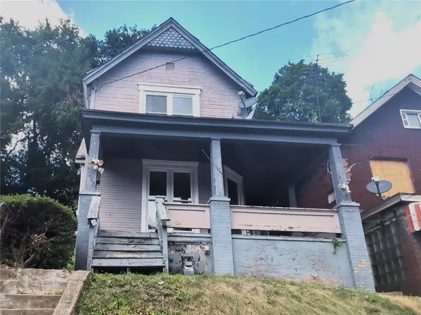 518 3rd St, Charleroi, PA 15022