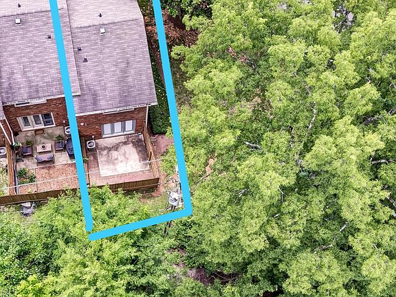 4th image of 6531 Deane Hill Dr APT 58