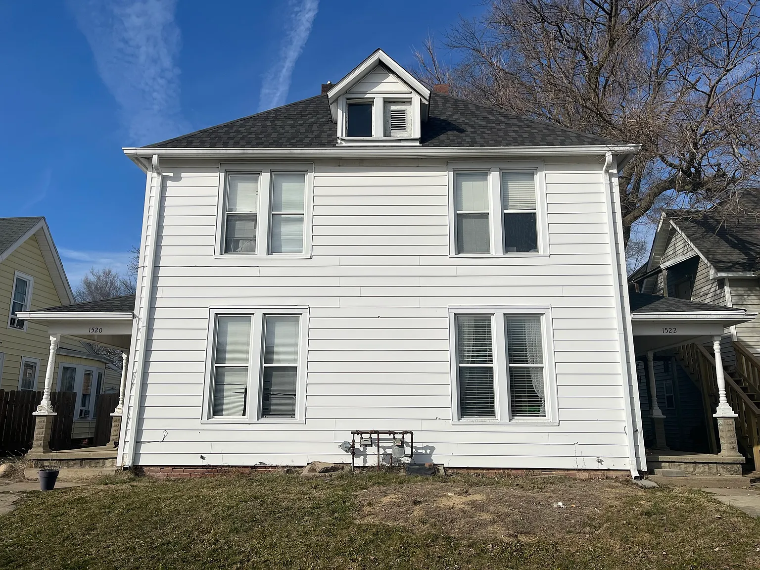 2 bed, $1,050 — Photo 1