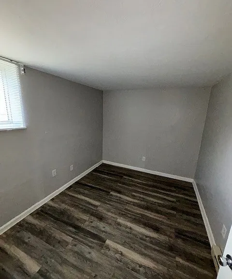 27-47 E Main St #F — Photo 4