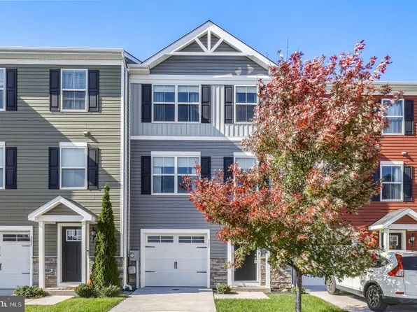 307 Crimson Ave, Taneytown, MD 21787
